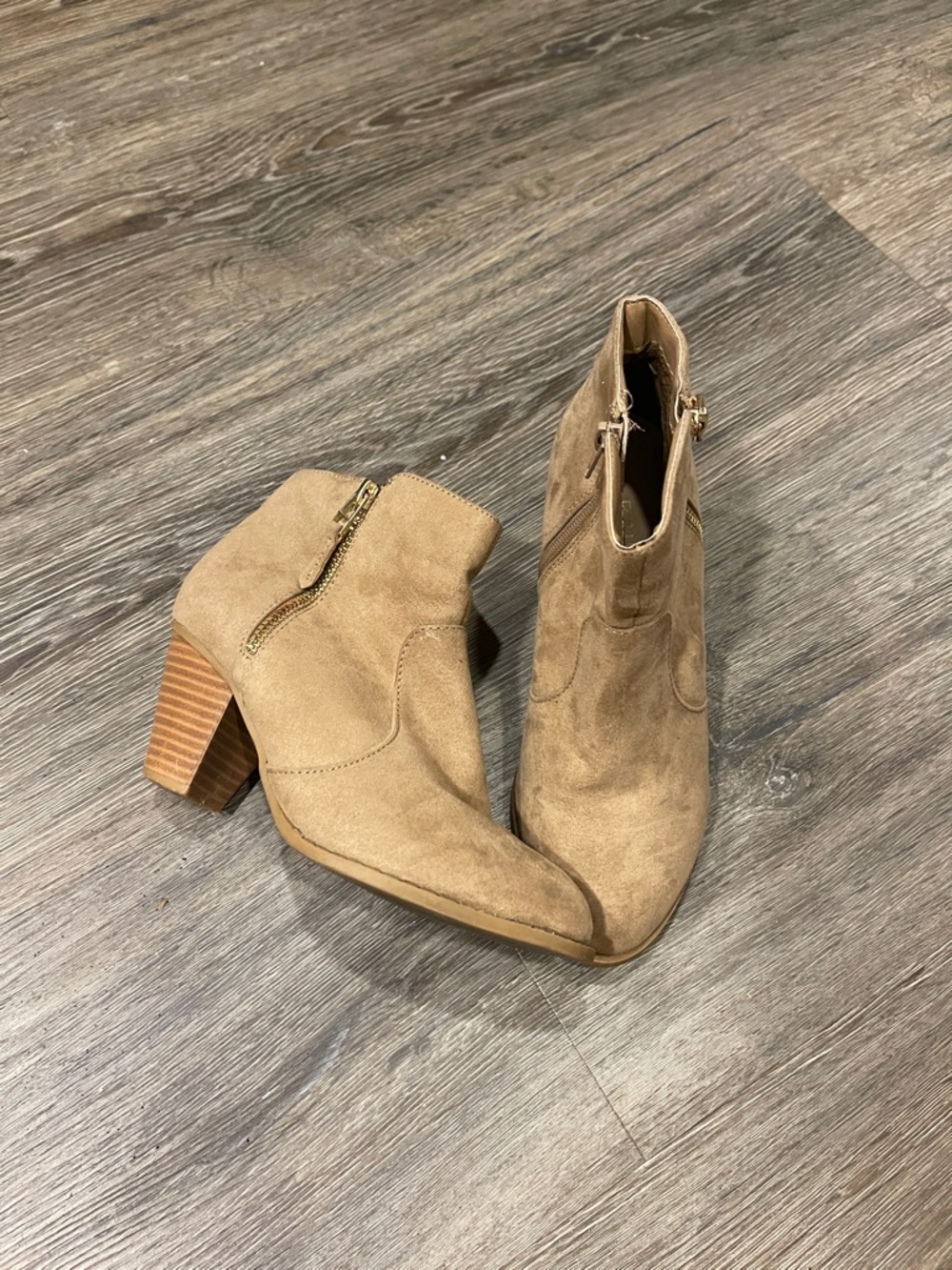 Primark Tan Suede Ankle Boots with Stacked Heel